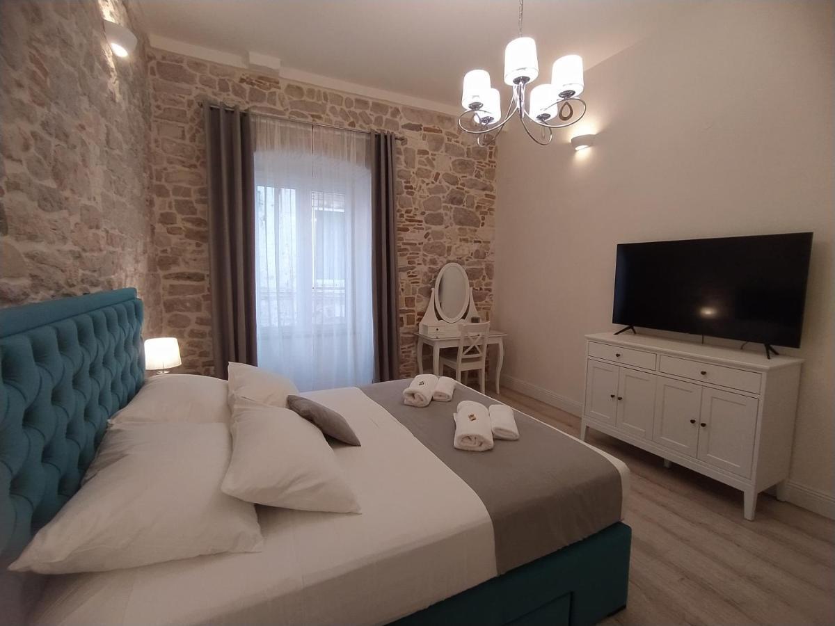 Apartment Antique Zadar - City Center ภายนอก รูปภาพ