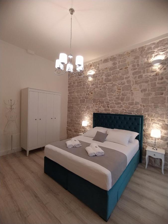 Apartment Antique Zadar - City Center ภายนอก รูปภาพ