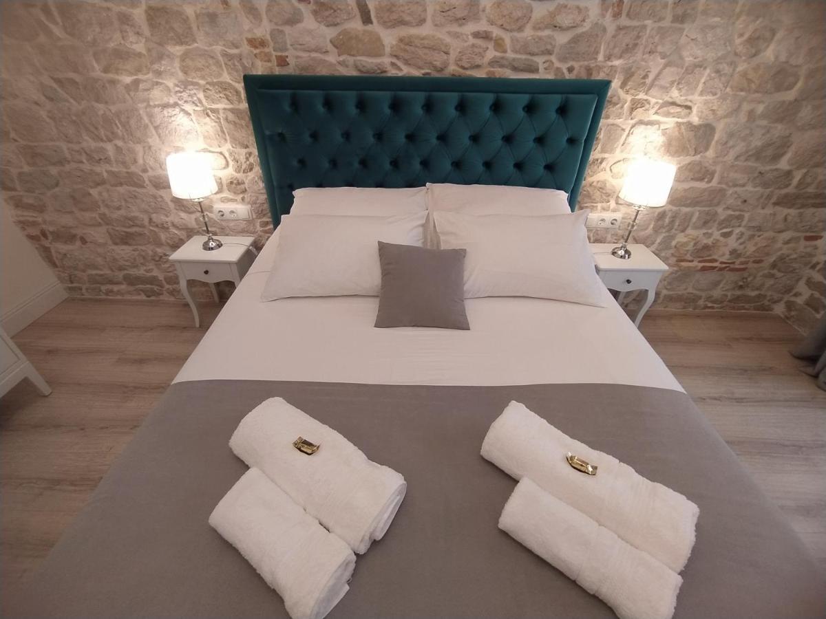 Apartment Antique Zadar - City Center ภายนอก รูปภาพ